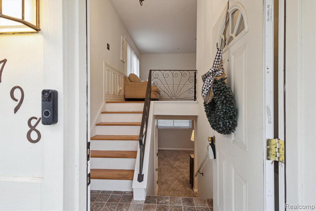 798 PANORAMA Drive, Milford, MI 48381 — Photo 8