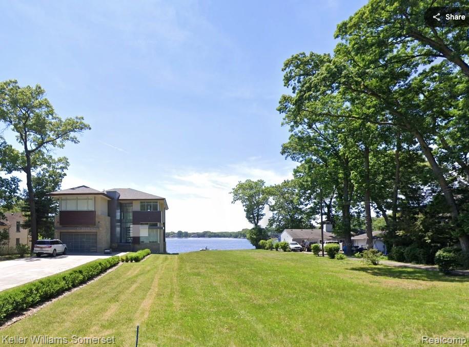 8330 Dickert Street, Commerce Twp, MI 48382 — Photo 13