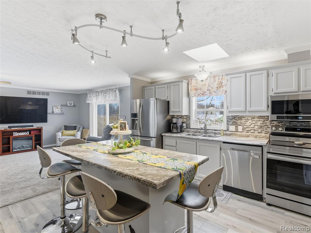 3973 Silver Valley Drive, Lake Orion, MI — Photo 9