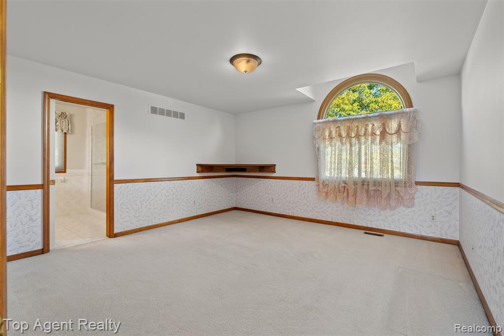 4430 Bayleaf Drive, Sterling Heights, MI 48314 — Photo 29