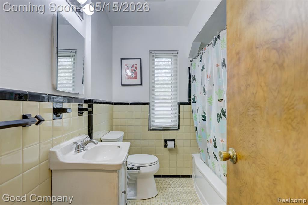 14220 Lincoln Street, Oak Park, MI 48237 — Photo 16