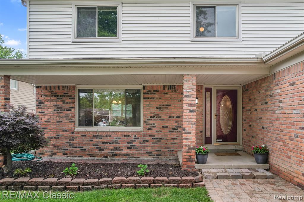 1227 E FRANCISCAN, Canton, MI 48187 — Photo 3