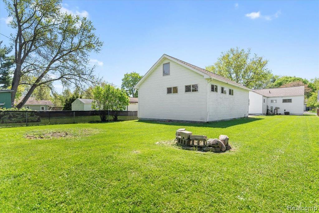 5334 DRAYTON Road, Clarkston, MI — Photo 21