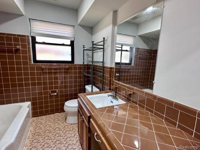 8429 Whitefield Street, Dearborn Heights, MI 48127 — Photo 18