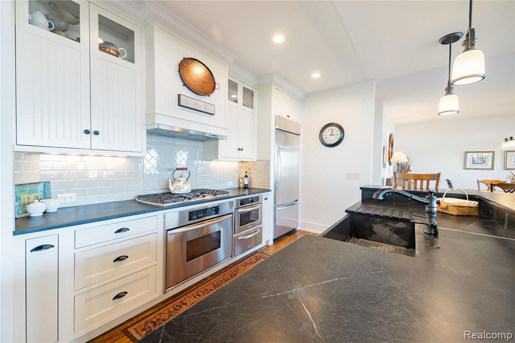 19495 Lighthouse Point, Grosse Ile, MI 48138 — Photo 19