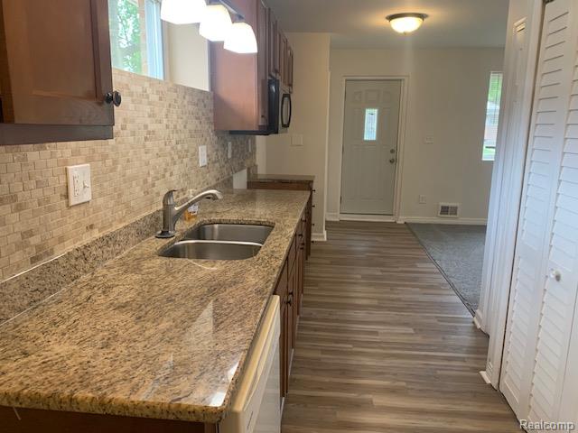 9167 Groschner Street, Taylor, MI 48180 — Photo 9