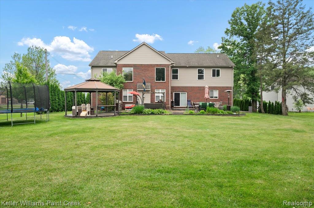 915 Harris Drive, Troy, MI 48083 — Photo 47
