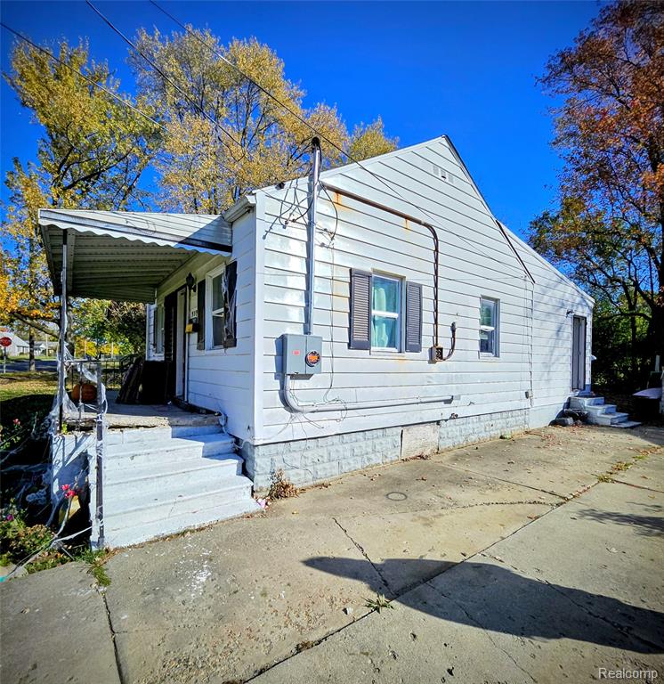 959 Tacken Street, Flint, MI 48532 — Photo 2