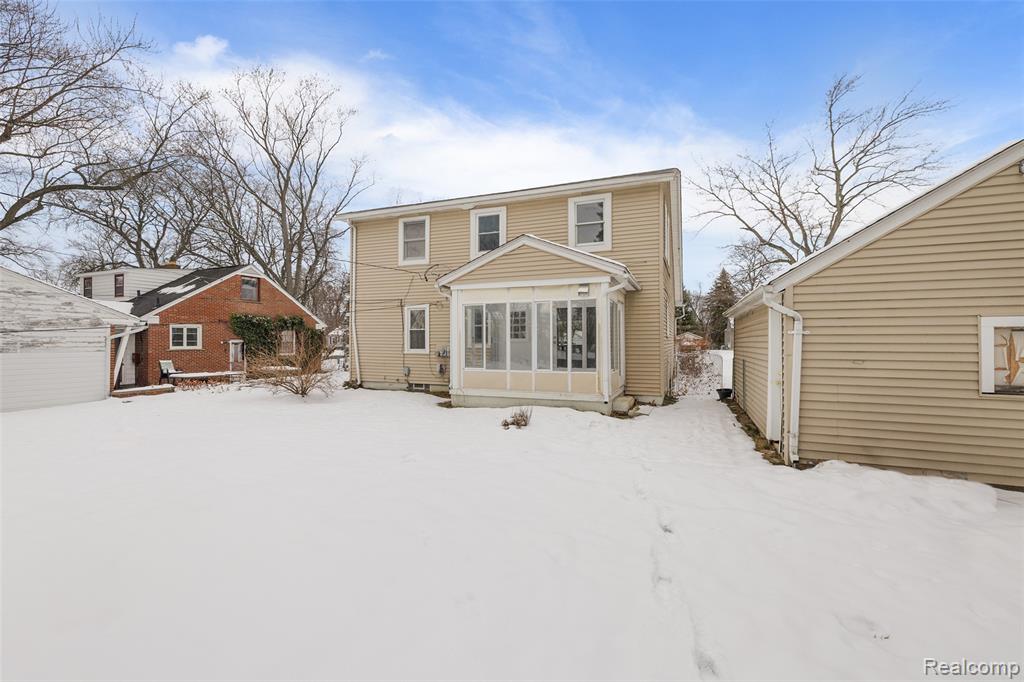 7618 Sylvan Street, Shelby Twp, MI 48317 — Photo 8