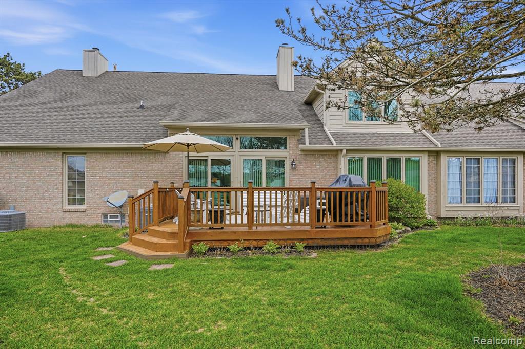 42626 Christina Drive, Sterling Heights, MI 48313 — Photo 55