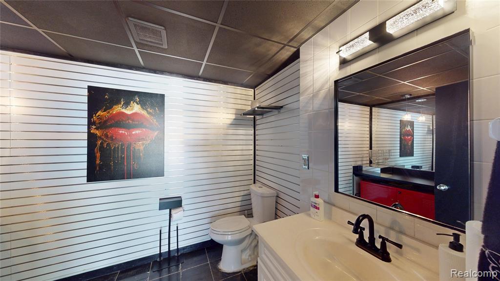 28801 Southfield Road, Lathrup Village, MI 48076 — Photo 12