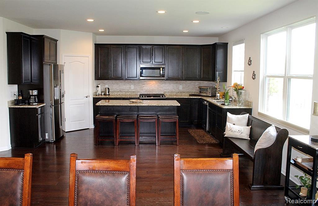 860 Backshore Drive, Canton, MI 48187 — Photo 26