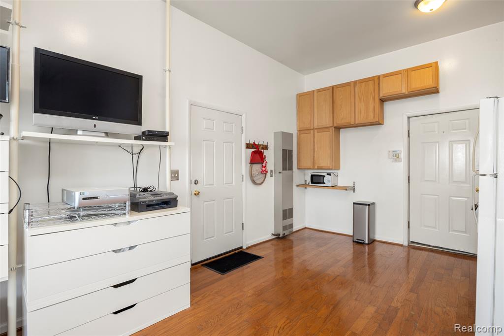41841 S Service Drive, Belleville, MI 48111 — Photo 28