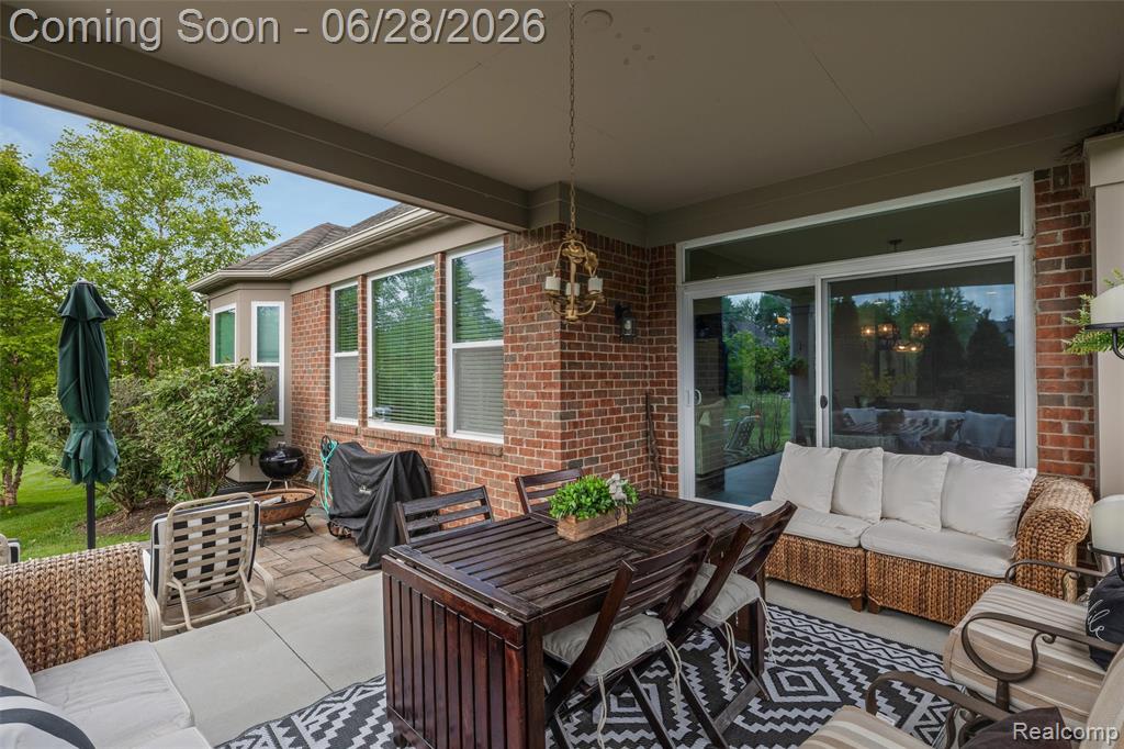 4011 Ardsley Court, Clarkston, MI 48348 — Photo 8