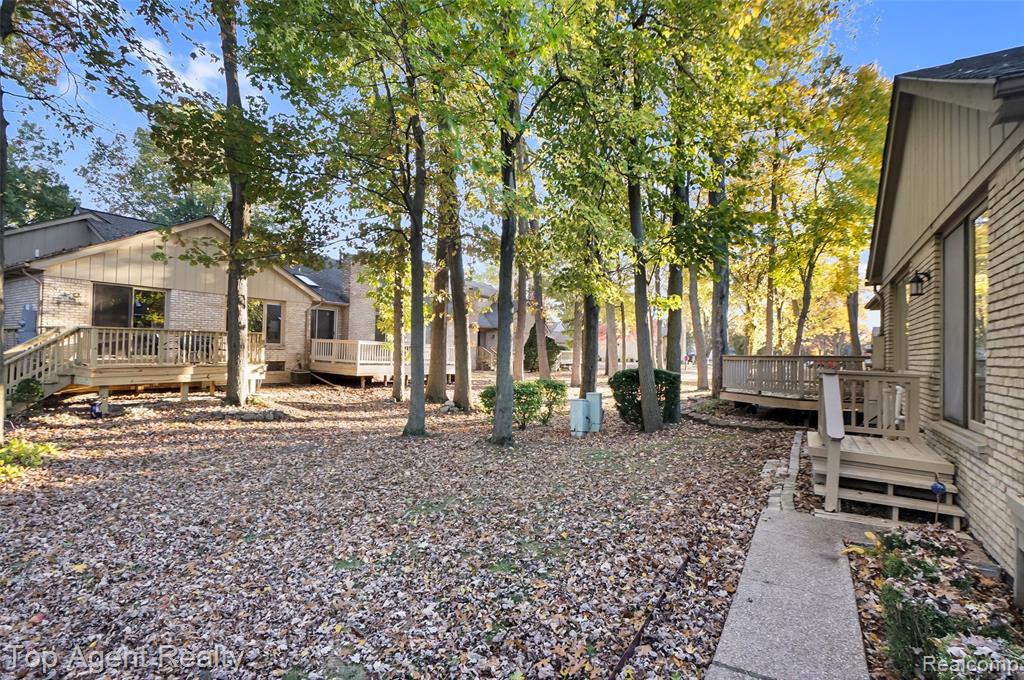43058 W Kirkwood Drive, Clinton Twp, MI 48038 — Photo 34