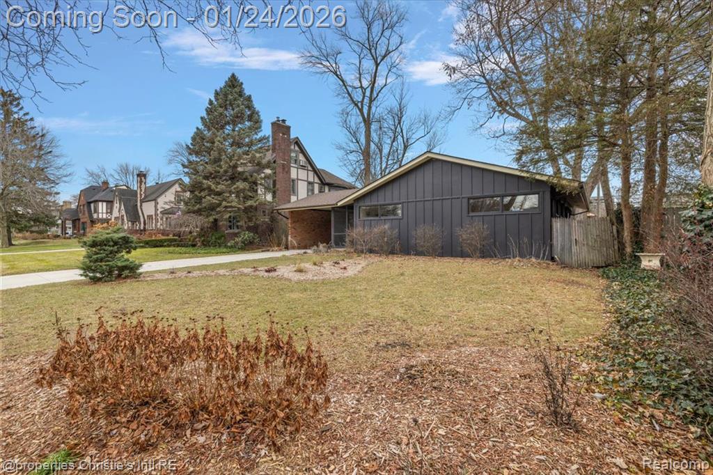 765 Barrington Road, Grosse Pointe, MI 48230 — Photo 4