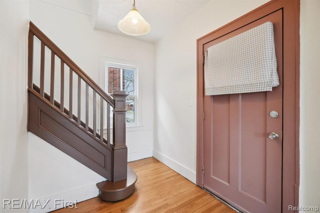 7726 Coolidge, Center Line, MI 48015 — Photo 2