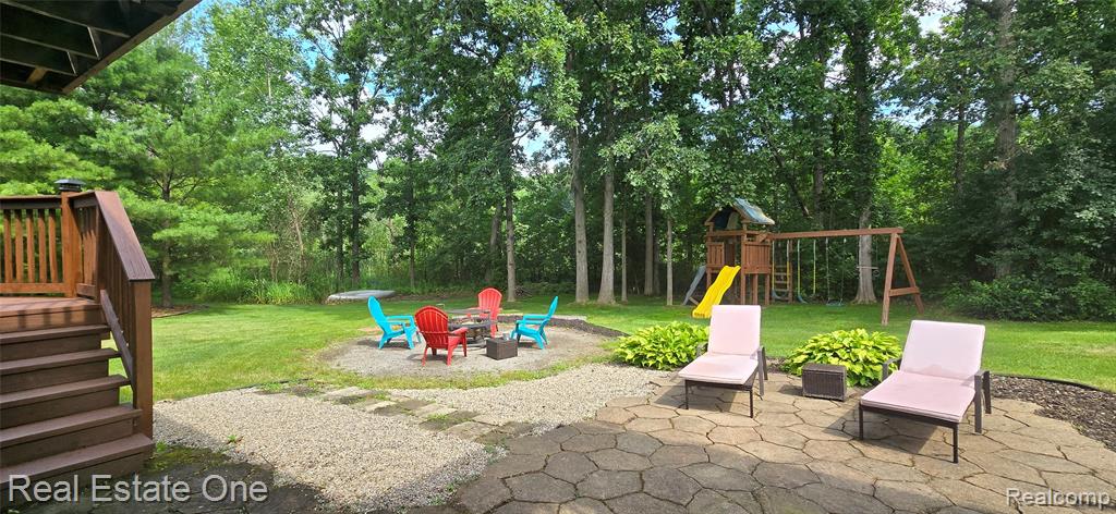 964 Abbey Lane, Milford, MI 48381 — Photo 24