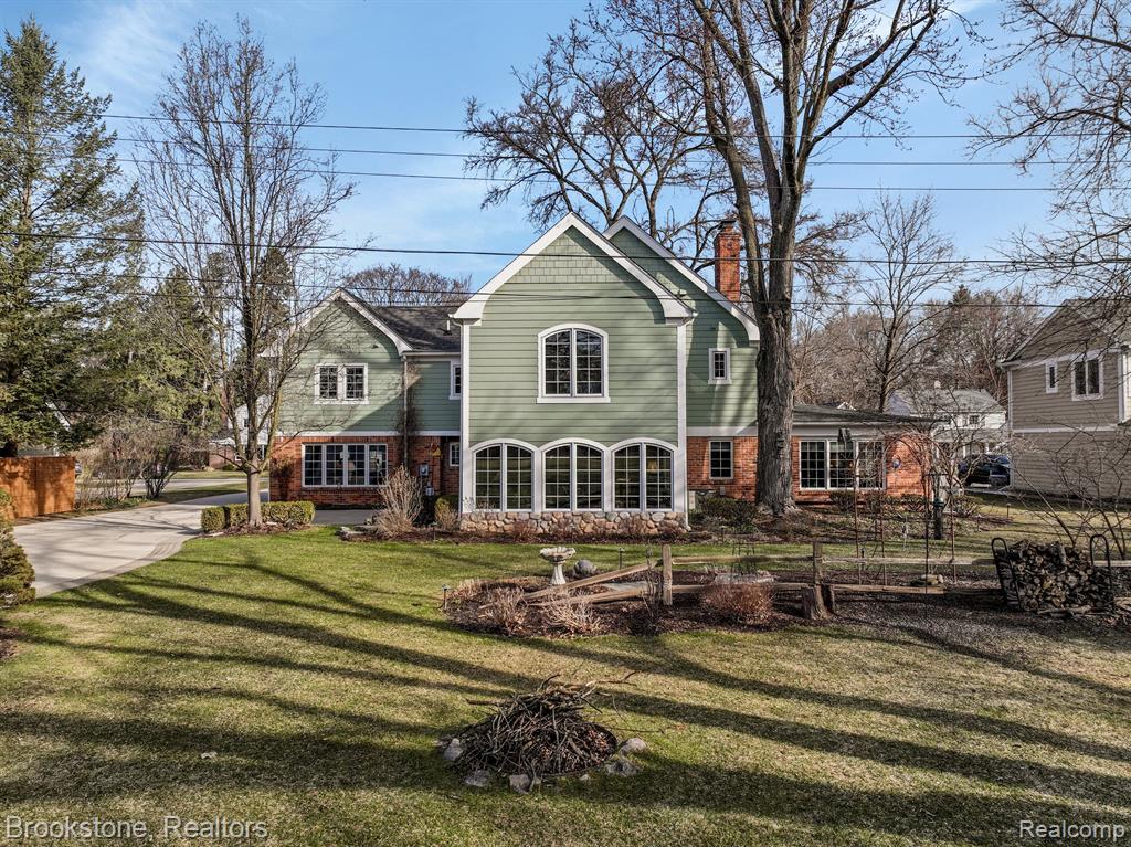 7585 LILAC Court, West Bloomfield, MI 48324 — Photo 37
