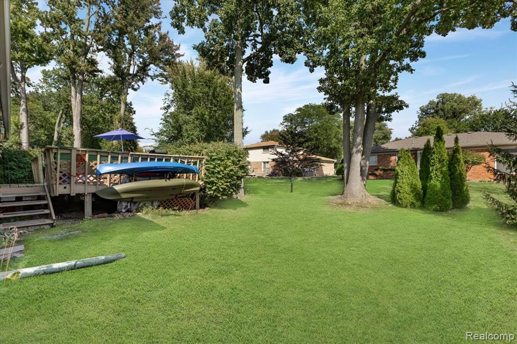 6874 Little Creek Drive, Troy, MI 48085 — Photo 30