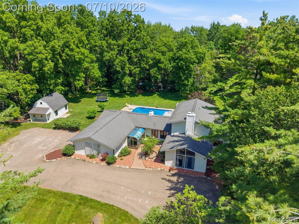 670 W Snell Road, Rochester, MI 48306 — Photo 2
