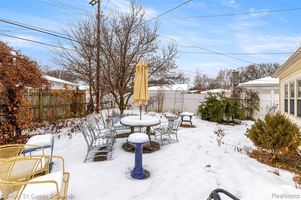7941 N Charlesworth Street, Dearborn Heights, MI 48127 — Photo 32