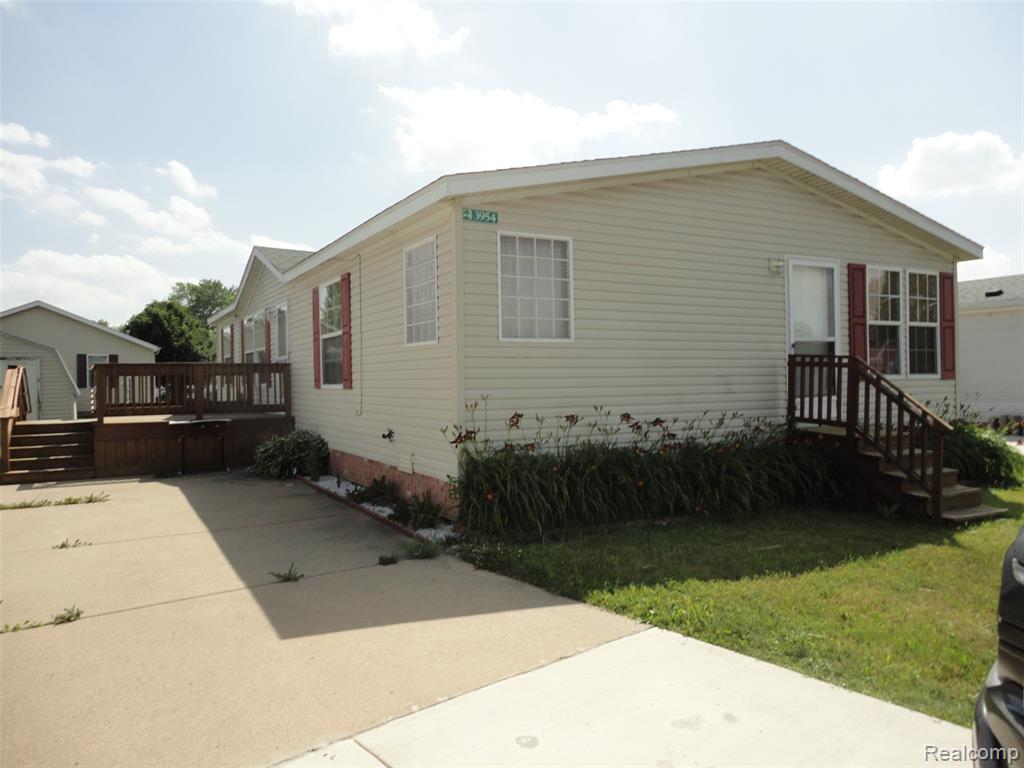 3954 Ryans Ridge, Monroe, MI 48161