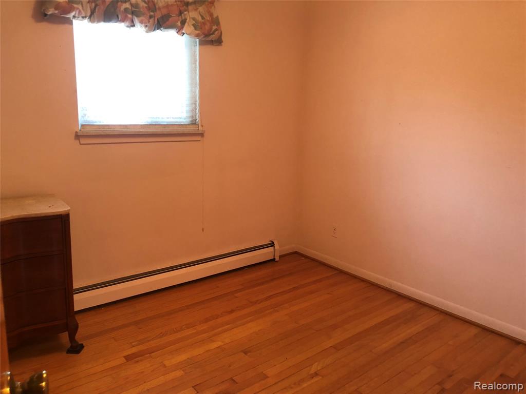6556 Drexel Street, Dearborn Heights, MI 48127 — Photo 14