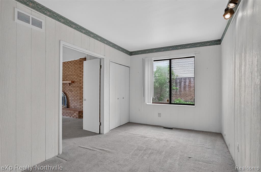 7565 Embassy Drive, Canton, MI 48187 — Photo 20