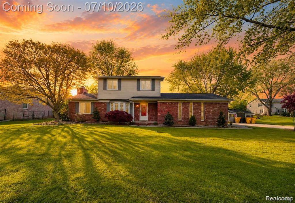 9739 Waterway Drive, Grosse Ile, MI 48138