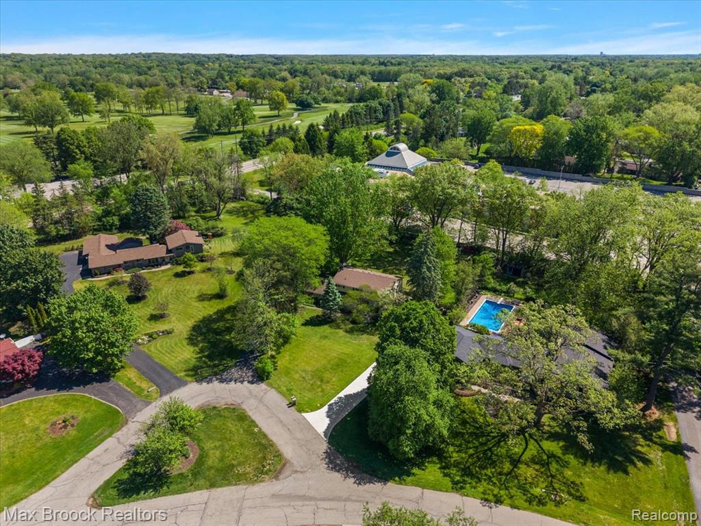 6609 E Knollwood Circle, West Bloomfield, MI — Photo 20