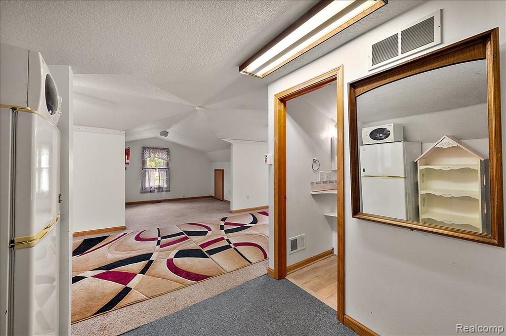 13358 Laplaisance Woods Street, La Salle, MI — Photo 49