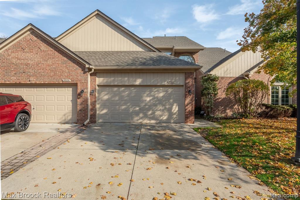 55222 BOARDWALK Drive, Shelby Twp, MI 48316 — Photo 29
