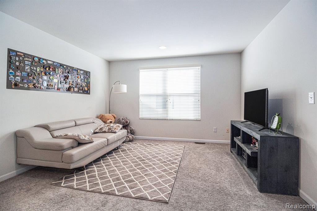44214 Billings Drive, Novi, MI 48377 — Photo 5