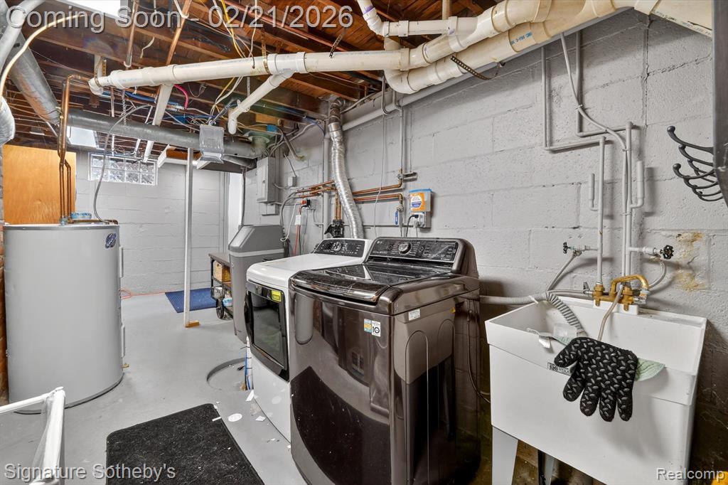 6832 Brightwood Court, Waterford, MI 48327 — Photo 34