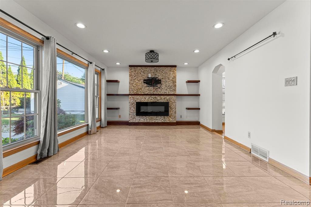 411 S Lafayette Street, Dearborn, MI 48124 — Photo 20