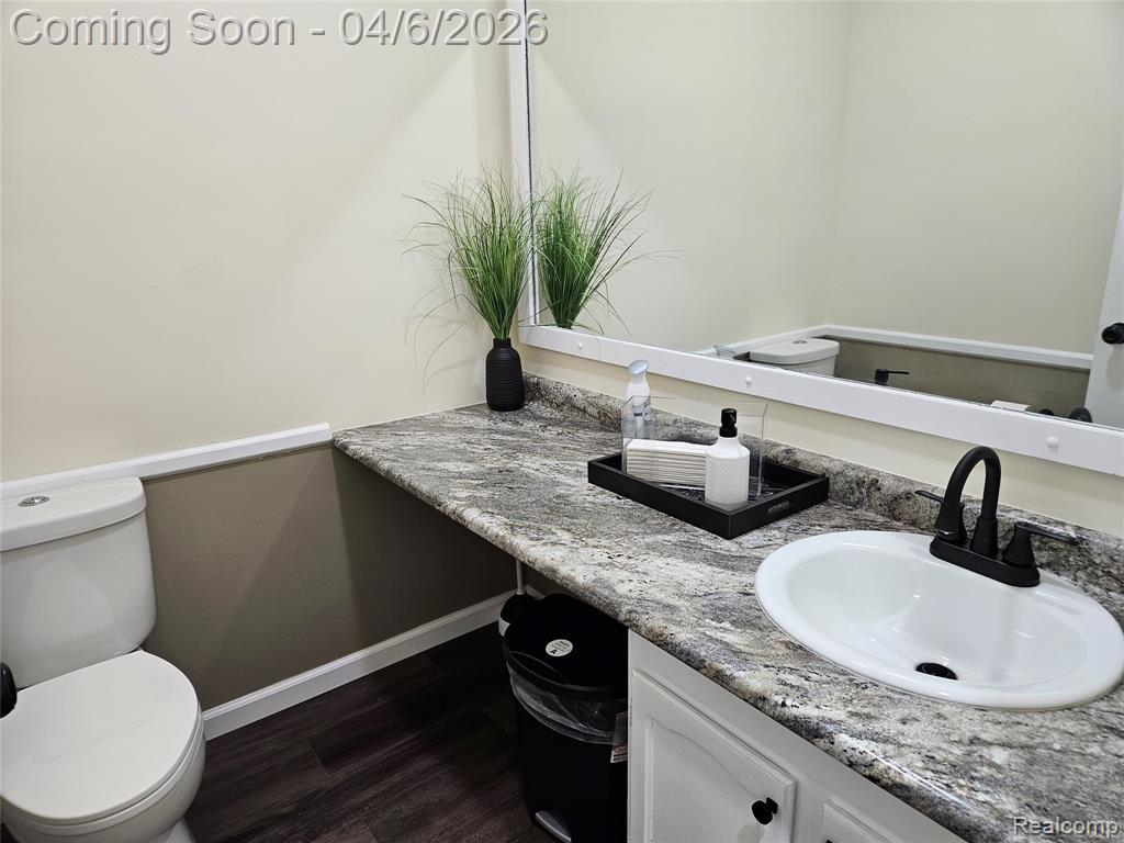 720 CHURCH Street, Flint, MI 48502 — Photo 9