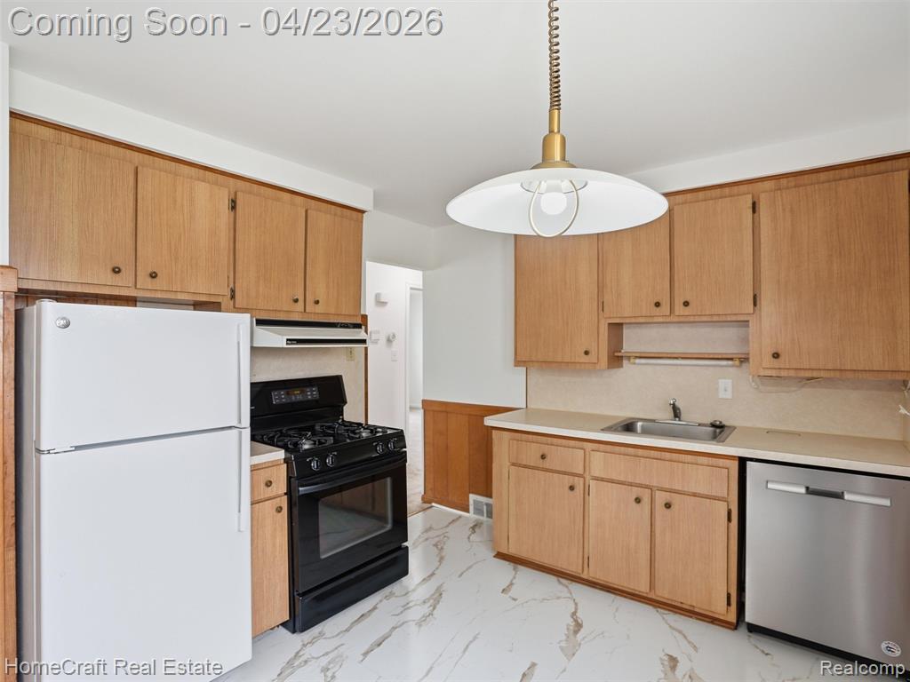 28629 JAMES Street, Garden City, MI — Photo 5