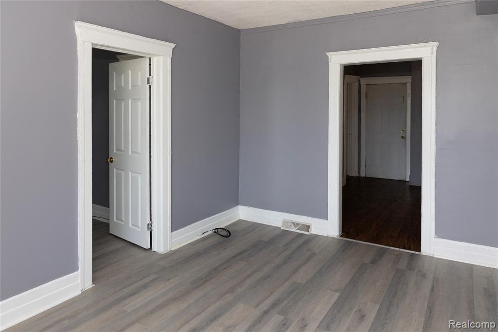 2441 Holbrook Street, Hamtramck, MI 48212 — Photo 5