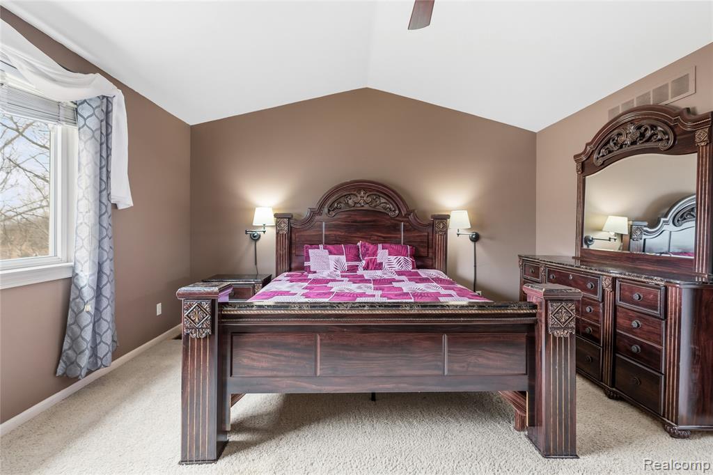 4337 Meadowbrook Court, Grand Blanc, MI 48439 — Photo 41