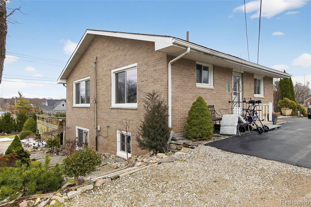 7975 Bendix Road, Brighton, MI 48114 — Photo 90