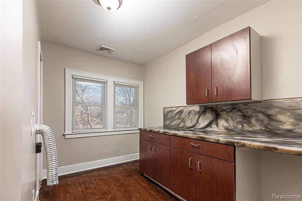 3707 Hunt Street, Detroit, MI 48207 — Photo 25