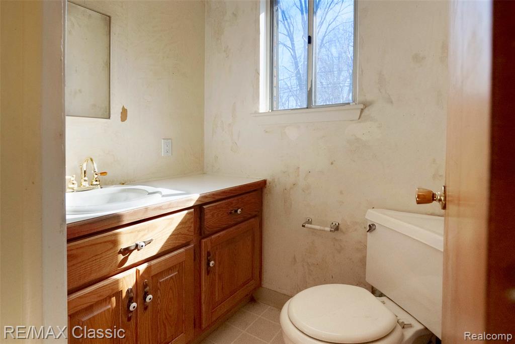 16083 Kirkshire Avenue, Beverly Hills, MI 48025 — Photo 14