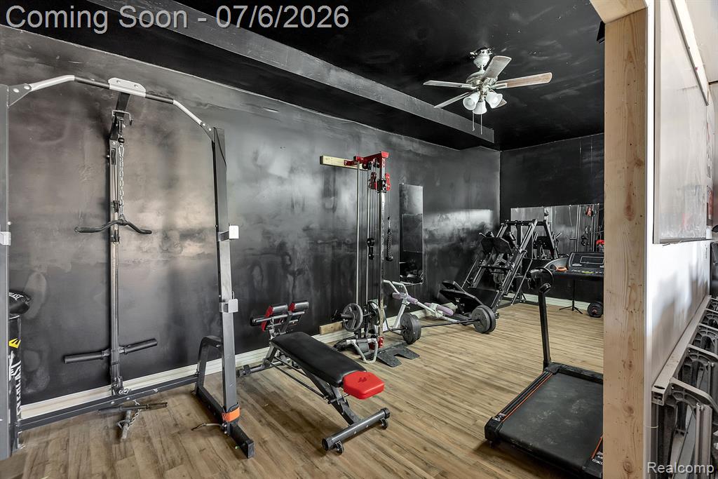 4405 BEWICK Street, Detroit, MI 48214 — Photo 30