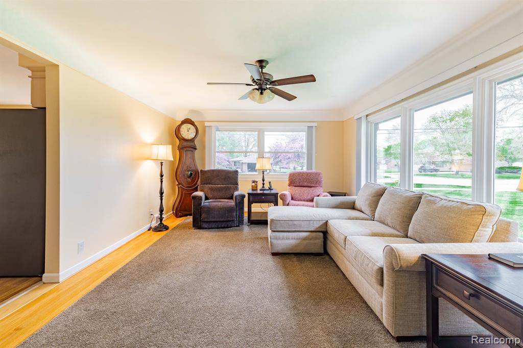 7912 COVENTRY Avenue, Grosse Ile, MI 48138 — Photo 6