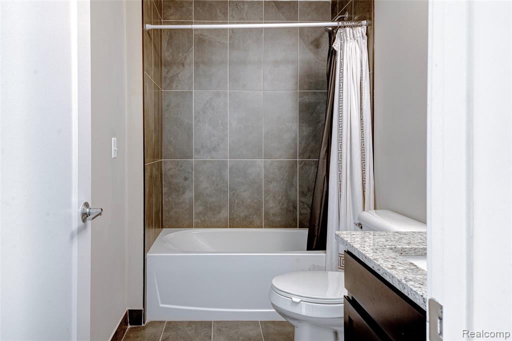 41668 ORIANNA Lane, Novi, MI — Photo 34