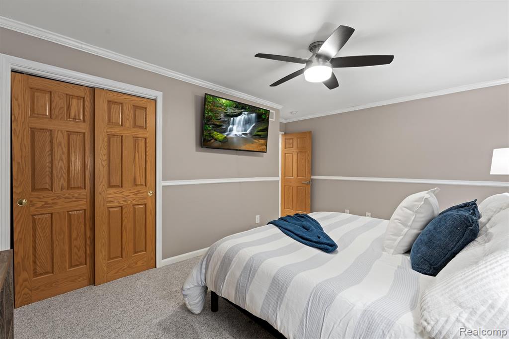 8301 Hyne Road, Brighton, MI 48114 — Photo 43