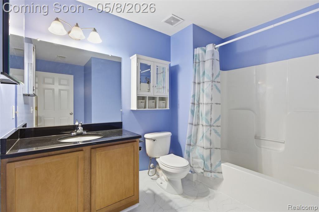 21582 Majestic Drive, Trenton, MI 48183 — Photo 2