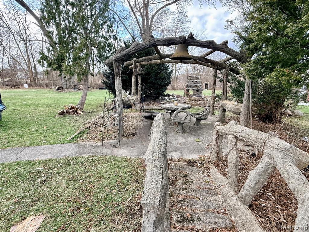 3194 S Vassar Road, Burton, MI 48519 — Photo 29