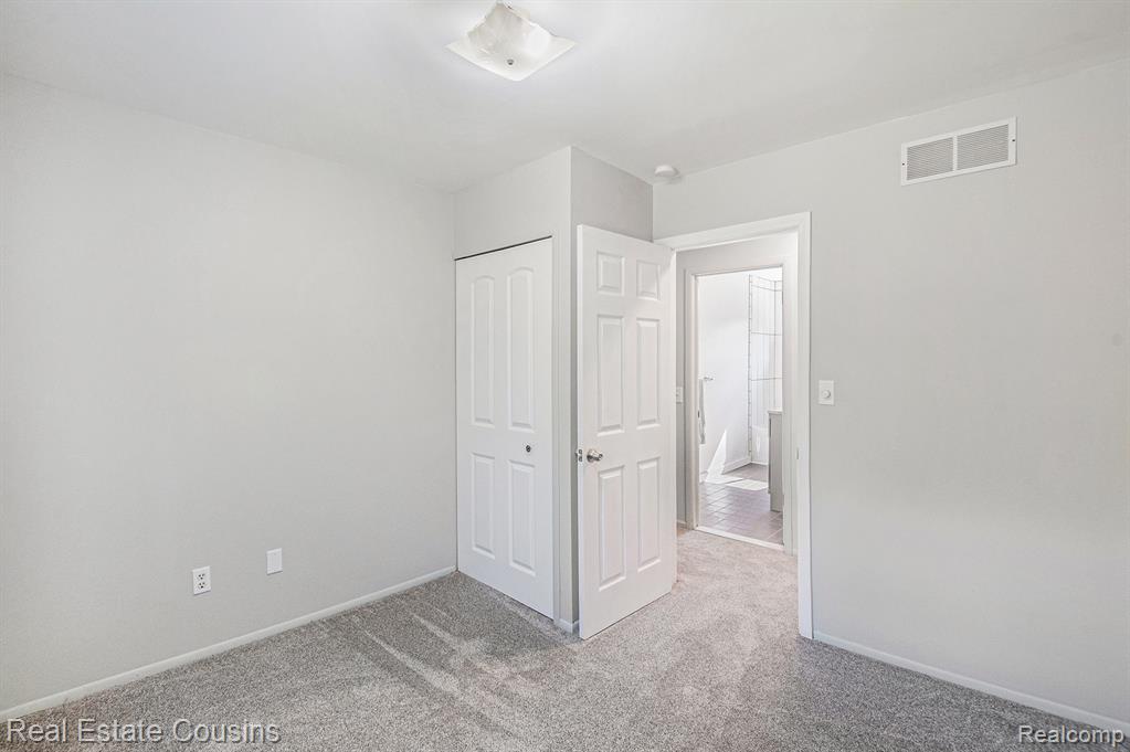 8351 Lange Road, Fowlerville, MI 48836 — Photo 15